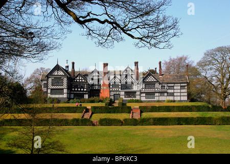 L'Angleterre, Cheshire, Stockport, Bramhall, Bramall Hall et Bramhall Park Banque D'Images