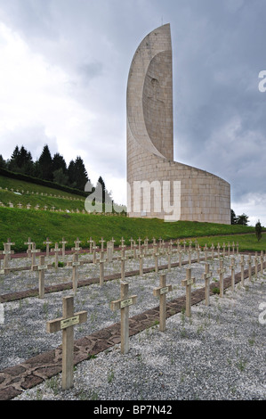 Le monument à l'est reparti à Natzweiler-Struthof, seulement WW2 camp de concentration par les Nazis sur le territoire français, Alsace, France Banque D'Images