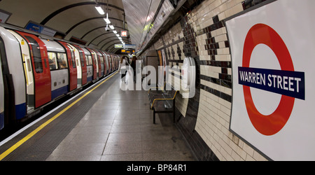 La station de métro Warren Street - ligne du Nord - Londres Banque D'Images