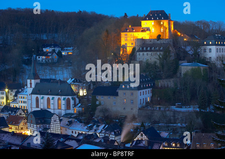 Soir, Blankenheim, partie nord de l'Eifel, une photo, hiver, neige, Nordrhein-Westfalen, Germany, Europe Banque D'Images