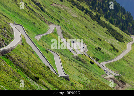 La serpentine, le Parc National du Stelvio, Trentino-Alto Adige/Tyrol du Sud, Italie Banque D'Images