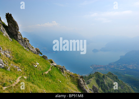 Vue sur le lac de Côme, Monte Grona, Lombardie, Italie Banque D'Images