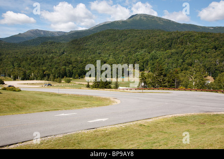 La vallée du mont Washington - Le Mont Washington de Pinkham Notch dans Green's Grant, New Hampshire, USA. Banque D'Images