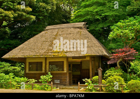 Une ancienne maison de thé japonais replica trouvés dans un parc national du Japon. Banque D'Images