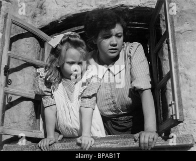 JULIET MILLS, MEGS JENKINS, L'HISTOIRE DE M. POLLY, 1949 Banque D'Images