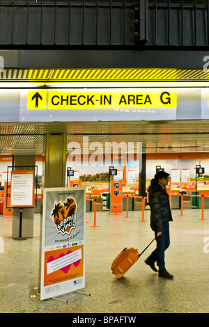 L'aéroport et envol pour l'aéroport de Malpensa, à l'hôtel zone, Easy Jet à bas prix Banque D'Images