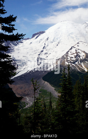 Le Mont Rainier, Emmons Glacier et White River. Mt. Rainier National Park, Washington. Banque D'Images