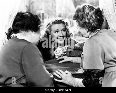 JOSEPHINE HULL, PRISCILLA LANE, JEAN ADAIR, l'ARSENIC et VIEILLES DENTELLES, 1944 Banque D'Images