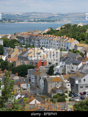 Toits de Fortuneswell surplombant le port de Portland, Weymouth, Dorset, UK Banque D'Images