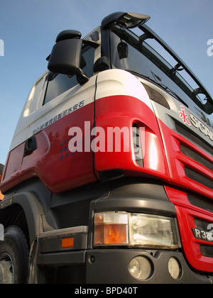 Un gros camion utilisé pour les opérations de secours Banque D'Images