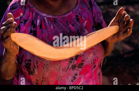 Boomerang traditionnel, de l'Australie Banque D'Images