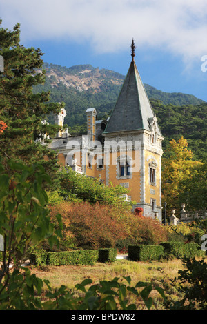 Palais de l'empereur russe Alexandre III en (près de Massandra Yalta). Construit en 1881-1902. La Crimée, Ukraine Banque D'Images