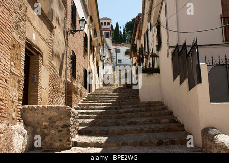 Ruelle typique dans l'Albaicin Grenade Espagne Banque D'Images