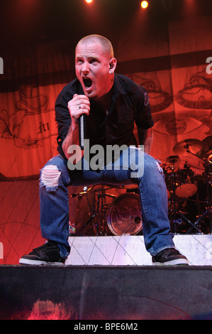 Stone Sour Corey Taylor's performing live at le Rockstar Uproar tour à Columbus, Ohio. Banque D'Images