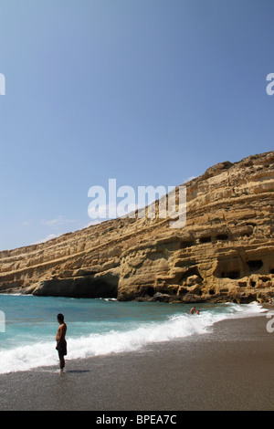 La plage de Matala, préfecture d' Héraklion, Crète, Grèce Banque D'Images