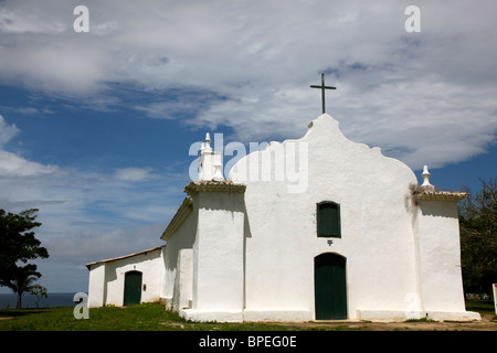 Église Sao Joao Batista à Quadrado, la place principale de Trancoso, Bahia, Brésil. Banque D'Images