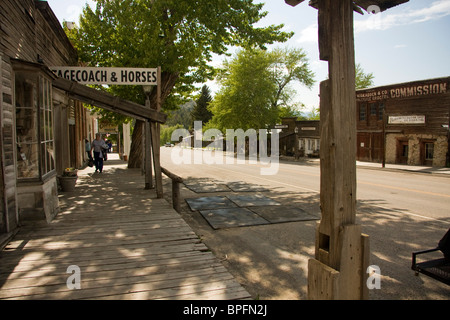 La Wells Fargo office et la plupart des bâtiments dans la rue Wallace, Virginia City, date de la seconde moitié du xixe siècle. Banque D'Images