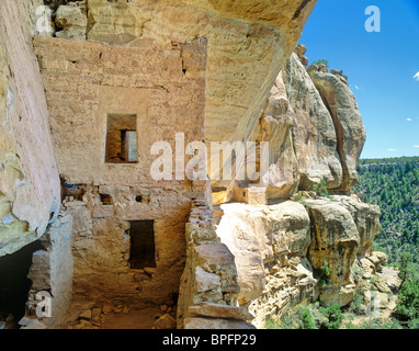 Eagle Nest House, ruines d'une ancienne falaise Puebloan logement dans le parc tribal Ute Mountain près de Cortez, Colorado, USA Banque D'Images