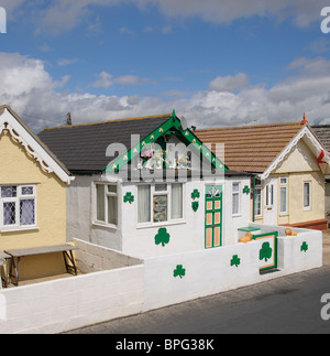 Maisons en bord de mer à Jaywick également appelé West Horndon dans l'Essex en Angleterre UK community Banque D'Images