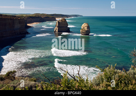 Deux des douze apôtres Port Campbell National Park Great Ocean Road Victoria Australie Banque D'Images