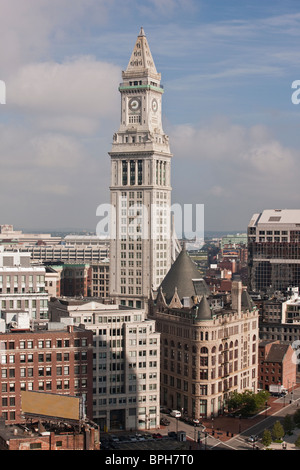 Bâtiments dans une ville, Rose Kennedy Greenway, Custom House Tower, le grain et la farine Exchange Building, Boston Banque D'Images