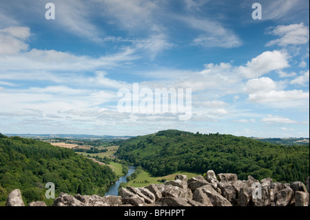 Vue de la rivière Wye, de Symons Yat Rock, dans la vallée de la Wye, forêt de Dean Banque D'Images