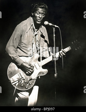 Musicien Chuck Berry apparaissant au Bill Graham's Fillmore East à New York en 1969. Banque D'Images
