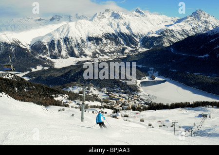 Station de ski de Corviglia, pente, Saint-Moritz, Engadine, Grisons, Suisse Banque D'Images