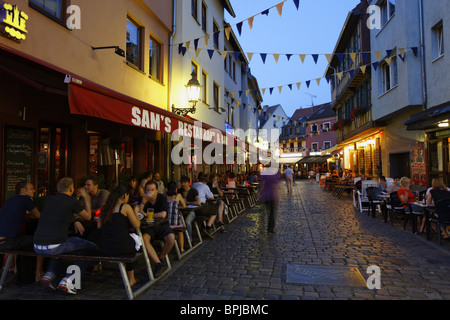 Restaurants et pubs,'Alt-Sachsenhausen, Frankfurt am Main, Hesse, Allemagne Banque D'Images