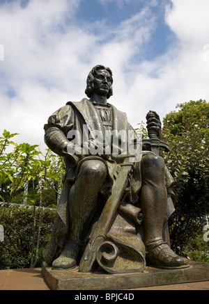 Statue de Christophe Colomb à Santa Catarina Parque à Funchal - Madeira Banque D'Images