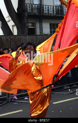 Interprète féminine à l'carnaval de Notting Hill London 2010 Banque D'Images