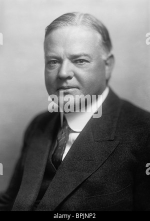 Portrait photo vers 1920 de Herbert Hoover (1874 - 1964) - le 31e président des États-Unis (1929 - 1933). Banque D'Images