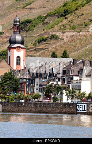 L'église de Zell, vallée de la Moselle, Allemagne Banque D'Images