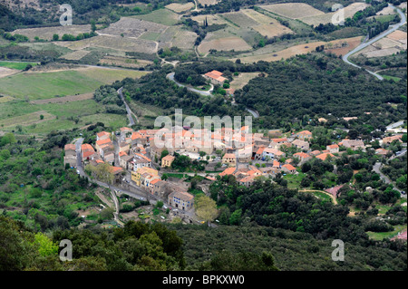 Duilhac-sous-Peyrepertuse Village,pays cathare,Aude,France Banque D'Images