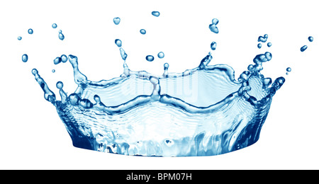 Splash l'eau forme une couronne à l'eau. Sur un fond blanc. Banque D'Images
