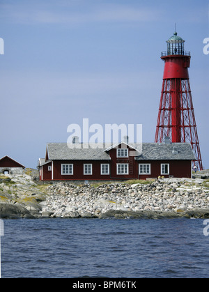 Pater Noster, est un phare et le nom d'un petit archipel dangereux pour la navigation, sur la côte occidentale de la Suède. Banque D'Images