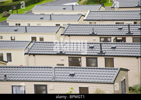 Caravan Park de caravanes de vacances en famille à l'extérieur de la station balnéaire de New Quay West Wales Royaume-uni Ceredigion Banque D'Images
