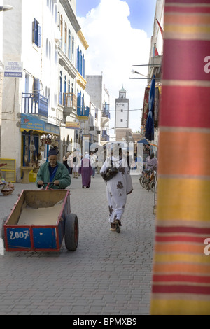 Ruelle de la vieille ville d'Essaouira, Maroc Banque D'Images