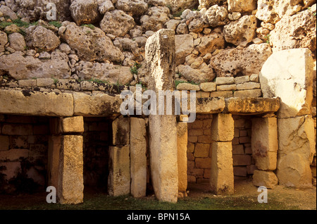 Malte, autels primitifs à temples de Ggantija, la plus ancienne structure bâtie dans le monde datant de 3 600 avant JC. Banque D'Images