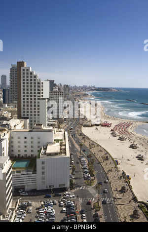 L'hôtel Dan, la Tayelet promenade en bord de mer et des plages, au sud, à Tel Aviv, Israël, Moyen Orient Banque D'Images