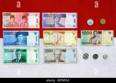 Roupie indonésienne et des billets/avers d'usage courant en août 2010 Banque D'Images