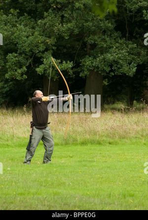 Archer dans la cible Banque D'Images