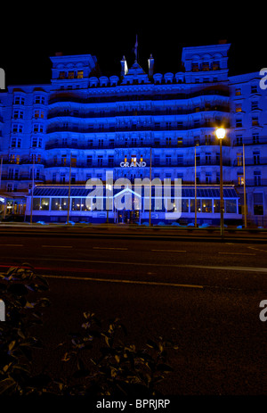 Le Grand Hôtel Kings Road Brighton East Sussex Angleterre la nuit Banque D'Images