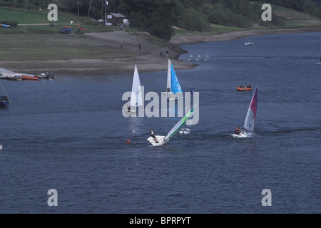 Course de canot sur le lac Wimbleball. Le Somerset. UK Banque D'Images