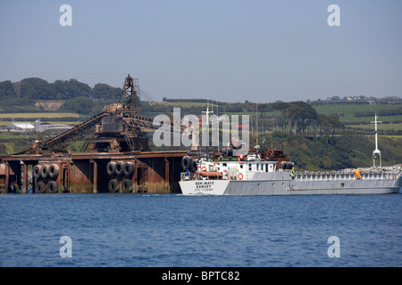 Manx inscrit ben maye cargo quittant le sel irlandais Mining and Exploration chargement de la mine de sel jetée quai à quai en eau profonde Banque D'Images