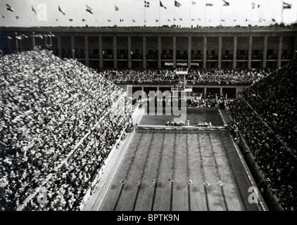 Piscine AUX JEUX OLYMPIQUES DE BERLIN 1936 JEUX OLYMPIQUES DE BERLIN (1936) Banque D'Images