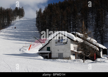 Sport d'hiver. Ski Sauze D'Oulx, Italie Banque D'Images