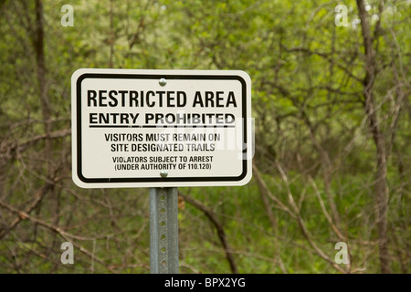 Restricted area sign. Collines de Moraine State Park. L'Illinois Banque D'Images