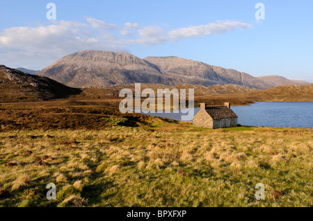 Vue sur le Loch Shin Sutherland Highland Ecosse Banque D'Images