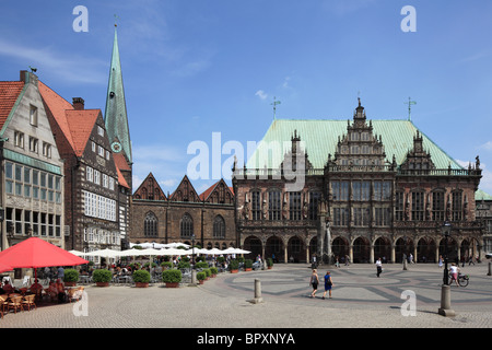 Buergerhaeuser mit Liebfrauenkirche und Rathaus Am Marktplatz à Brême, Weser, Freie Hansestadt Bremen Banque D'Images